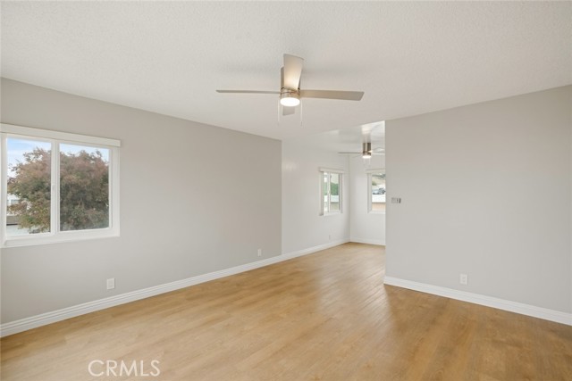 Detail Gallery Image 3 of 23 For 740 W 27th St #4,  San Pedro,  CA 90731 - 2 Beds | 1 Baths