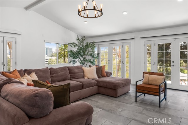 Detail Gallery Image 17 of 47 For 4674 Norton Pl, Riverside,  CA 92506 - 4 Beds | 3 Baths