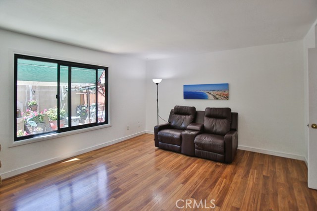 8458 Evergreen, Garden Grove CA: https://media.crmls.org/medias/0e34fbb1-7db1-49d1-8a22-ff370a7a558c.jpg