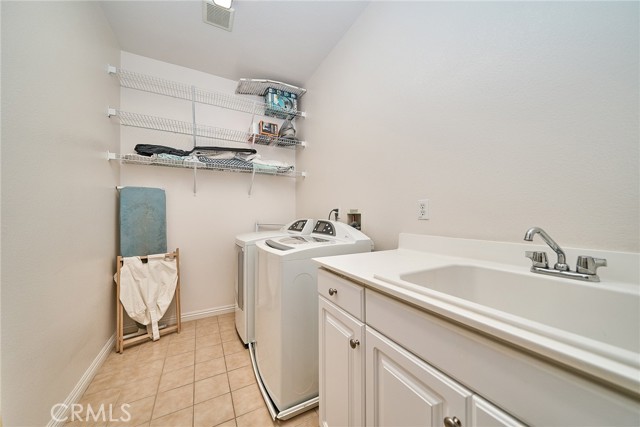 Detail Gallery Image 25 of 68 For 12721 Mediterranean, Rancho Cucamonga,  CA 91739 - 5 Beds | 5 Baths