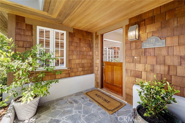 Detail Gallery Image 4 of 42 For 169 Mcknight Drive, Laguna Beach,  CA 92651 - 3 Beds | 2 Baths