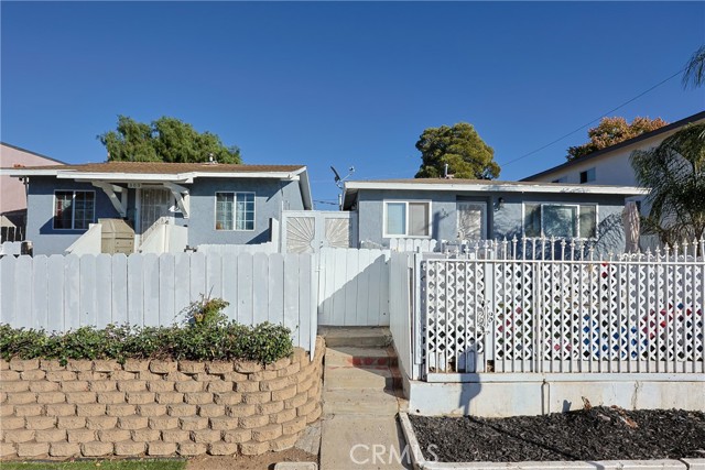 Detail Gallery Image 1 of 37 For 305 S Pardee St, San Diego,  CA 92113 - – Beds | – Baths