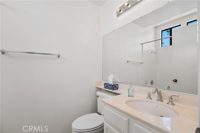 1150 W Capitol Drive, San Pedro CA: https://media.crmls.org/medias/0e3587dc-0cf8-4cfc-a19f-fbc13c66dacc.jpg