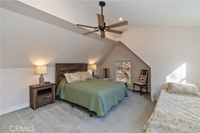610 Cienega Rd., Big Bear Lake CA: https://media.crmls.org/medias/0e35ce88-3677-47b5-851f-1c53413cc8e1.jpg