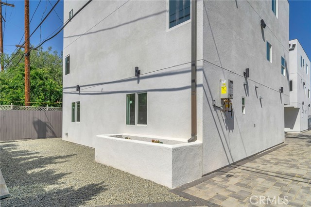 Detail Gallery Image 27 of 64 For 4453 Unit #1 Colfax Ave #4,  Studio City,  CA 91602 - 4 Beds | 4 Baths