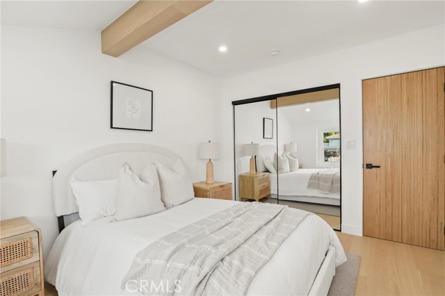 Detail Gallery Image 22 of 47 For 23856 Aetna, Woodland Hills,  CA 91367 - 4 Beds | 3 Baths