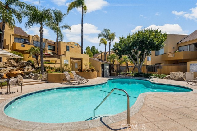 25712 Le Parc, Lake Forest CA: https://media.crmls.org/medias/0e37132c-3744-40af-be7c-bcc31ab65402.jpg