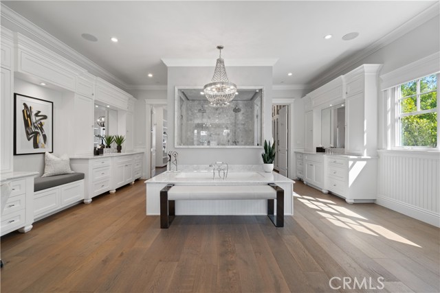 Detail Gallery Image 37 of 59 For 17528 Jayden Ln, Encino,  CA 91316 - 7 Beds | 10/1 Baths