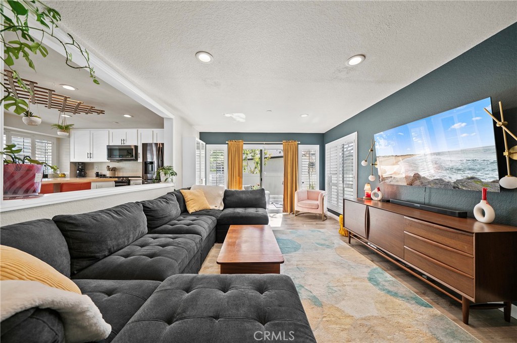 148 S Seneca Circle #24