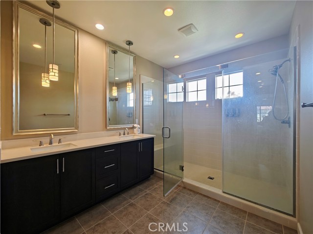 Detail Gallery Image 12 of 21 For 22 Gardenia, Lake Forest,  CA 92630 - 4 Beds | 3/1 Baths