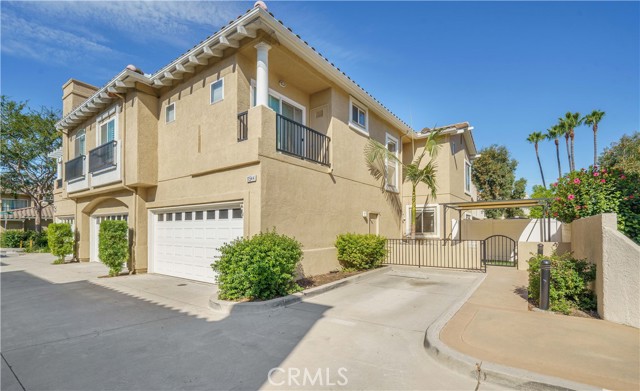11544 Treeview Court, Moorpark CA: https://media.crmls.org/medias/0e39e0b8-5047-4c7b-bc71-371617b9b426.jpg