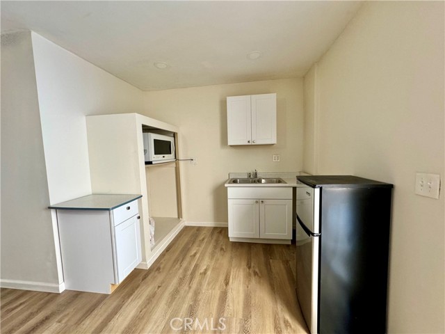 Detail Gallery Image 1 of 7 For 5718 E Beverly Bld, Los Angeles,  CA 90022 - 0 Beds | 1 Baths