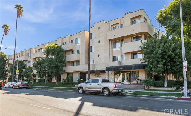 19350 Sherman Way #212