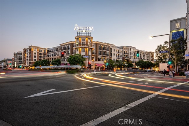 Detail Gallery Image 1 of 15 For 423 Caruso Ave, Glendale,  CA 91210 - 2 Beds | 2/1 Baths