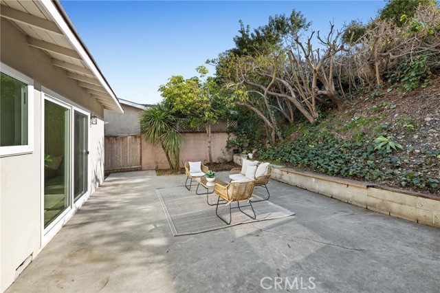 3974 Newton Street, Torrance, California 90505, 3 Bedrooms Bedrooms, ,2 BathroomsBathrooms,Residential,For Sale,Newton,PV25048381