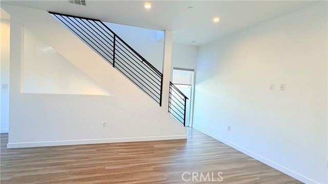 Detail Gallery Image 18 of 28 For 1416 S Cloverdale, Los Angeles,  CA 90019 - 3 Beds | 3 Baths