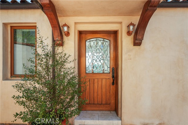 2516 Temple Hills Drive, Laguna Beach CA: https://media.crmls.org/medias/0e3ebce9-3632-4fb4-a1a8-bec02c0c4b5c.jpg