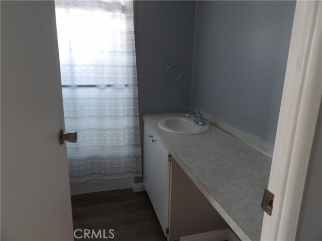 3753 E Avenue I Space 7, Lancaster CA: https://media.crmls.org/medias/0e3f1930-2c5b-49e8-9640-1c817a2a757b.jpg