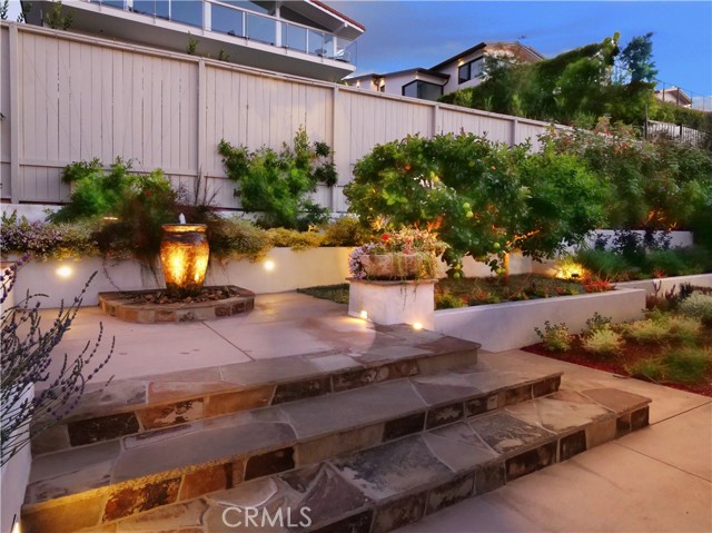 520 Via Media, Palos Verdes Estates, California 90274, 3 Bedrooms Bedrooms, ,2 BathroomsBathrooms,Residential,Sold,Via Media,PV22040165