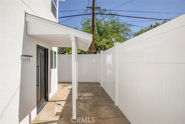6638 Lindley Avenue, Reseda CA: https://media.crmls.org/medias/0e3f91e2-cd81-4c2f-a568-cc964d1b7e47.jpg