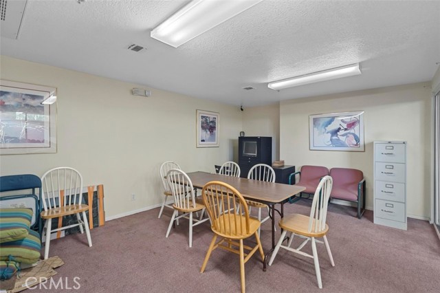 Detail Gallery Image 17 of 21 For 15455 Sherman Way #15,  Van Nuys,  CA 91406 - 2 Beds | 2 Baths