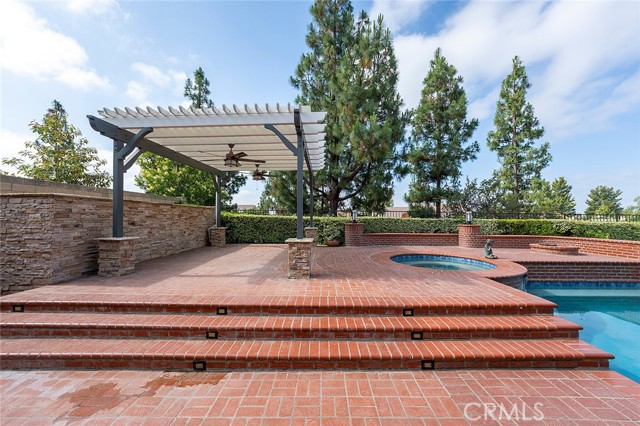 18200 Sandringham Court, Porter Ranch CA: https://media.crmls.org/medias/0e409b63-b26c-49b6-b437-cf876198e313.jpg