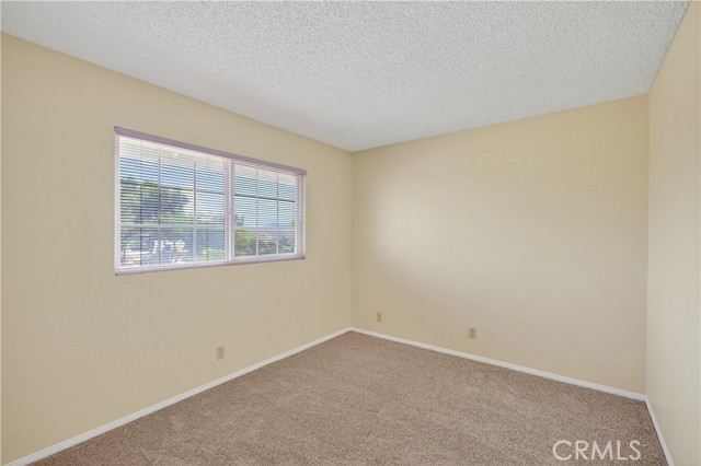 Detail Gallery Image 25 of 51 For 10728 Valley Dr, Riverside,  CA 92505 - 4 Beds | 2/1 Baths