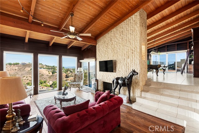 34 sage, Bell Canyon CA: https://media.crmls.org/medias/0e414976-22bd-4900-9163-681e85f77c2b.jpg