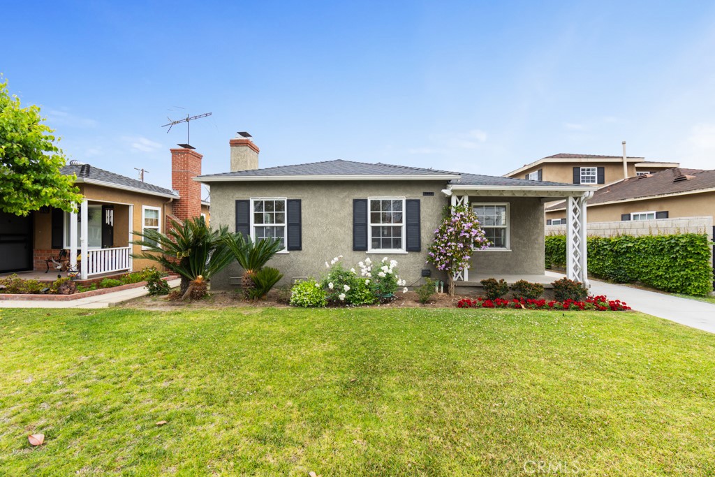 3552 Gaviota Avenue
