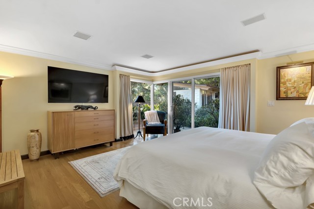 Detail Gallery Image 29 of 67 For 16700 Bosque Dr, Encino,  CA 91436 - 3 Beds | 2/1 Baths