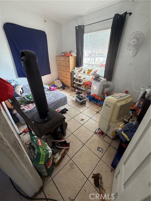 Detail Gallery Image 5 of 10 For 915 Stichman Ave, La Puente,  CA 91746 - 5 Beds | 2 Baths