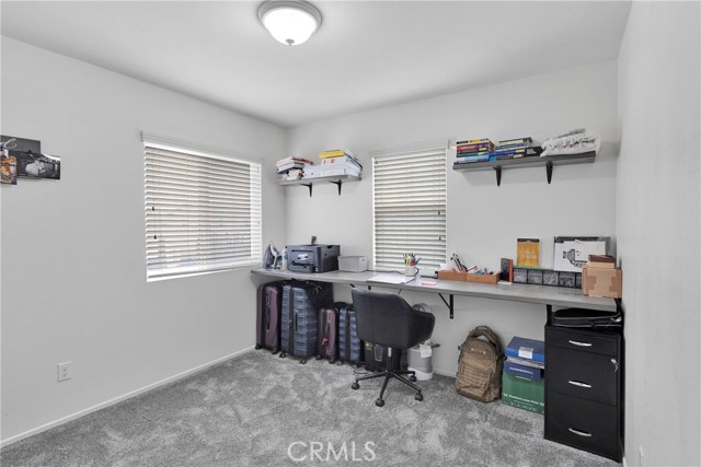 Detail Gallery Image 23 of 49 For 13458 Snowdrop Ct, Victorville,  CA 92394 - 5 Beds | 3 Baths