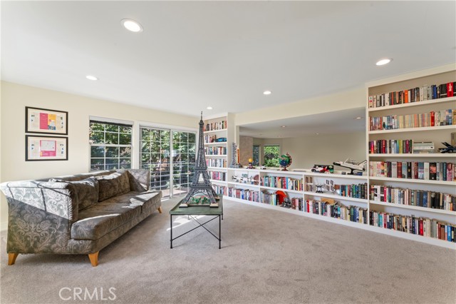 Detail Gallery Image 26 of 51 For 2355 N Beverly Glen Bld, Los Angeles,  CA 90077 - 2 Beds | 3/1 Baths