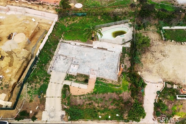 Detail Gallery Image 2 of 7 For 20495 Roca Chica Dr, Malibu,  CA 90265 - – Beds | – Baths