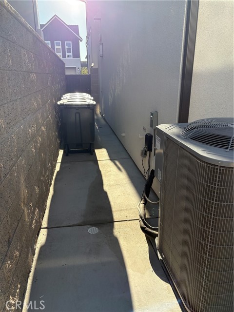 Detail Gallery Image 27 of 31 For 160 Longden, Lake Forest,  CA 92630 - 4 Beds | 4 Baths