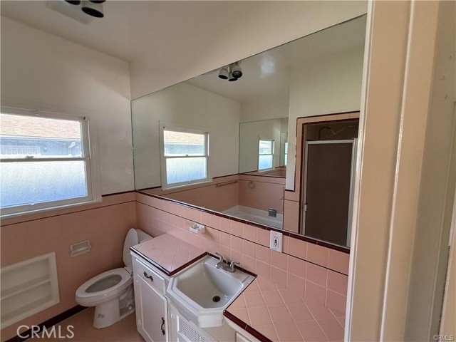 Detail Gallery Image 6 of 7 For 148 W 34th St, San Bernardino,  CA 92405 - 3 Beds | 2 Baths