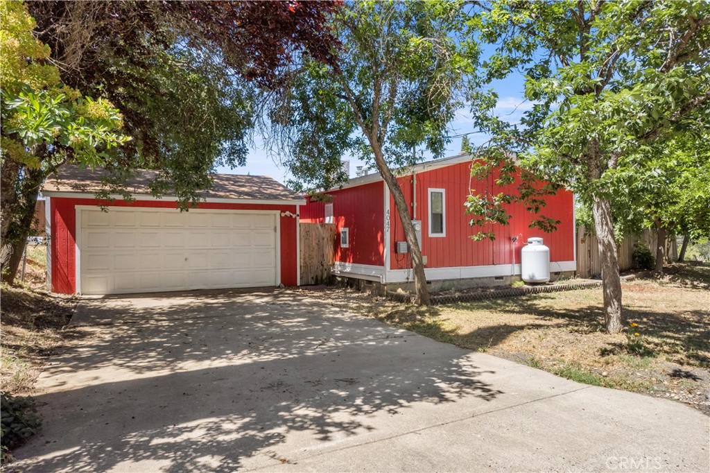 4047 Foothill Drive, Lucerne, CA 95458