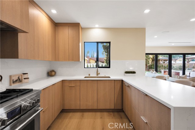 Detail Gallery Image 17 of 60 For 10509 Dempsey Ave, Granada Hills,  CA 91344 - 4 Beds | 3/1 Baths