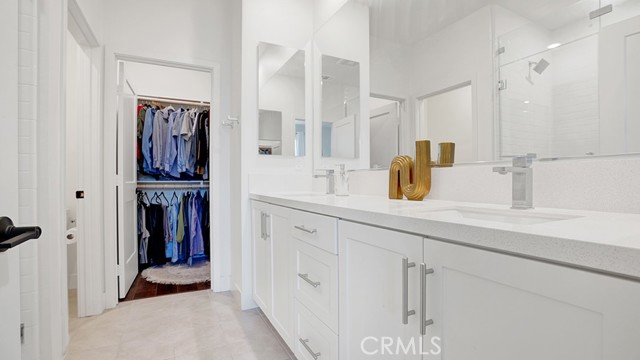 Detail Gallery Image 17 of 38 For 16372 Moonstone Cir, Tustin,  CA 92782 - 3 Beds | 3/1 Baths