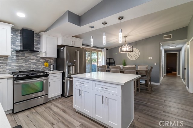 Detail Gallery Image 9 of 22 For 5249 N H, San Bernardino,  CA 92407 - 3 Beds | 2 Baths