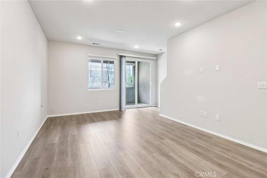 407 Lotus Drive - photo 5