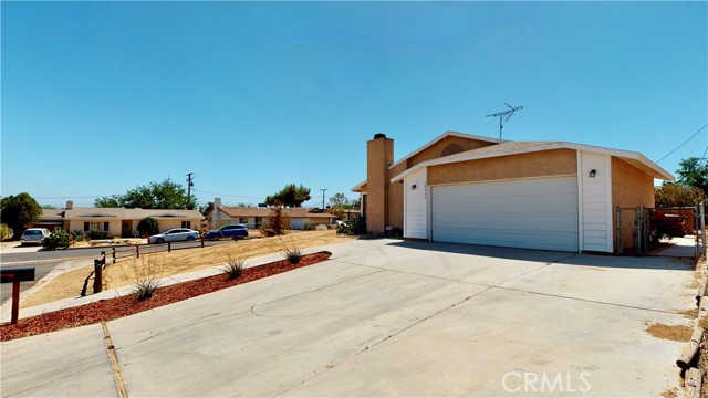 Image 2 for 16422 Tolowa Rd, Apple Valley, CA 92307