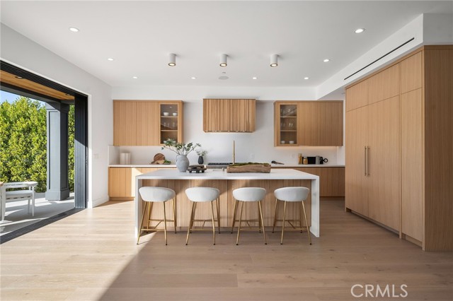 4453 Gentry Avenue, Studio City CA: https://media.crmls.org/medias/0e4ab72b-279c-4934-8d0d-b5393917c555.jpg