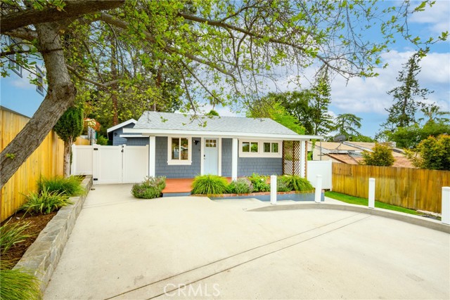 5624 Freeman Avenue, La Crescenta CA: https://media.crmls.org/medias/0e4b8805-d96c-4319-adc1-253ab5148ac3.jpg
