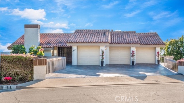 1312 Peacock Hill Dr, North Tustin, CA 92705