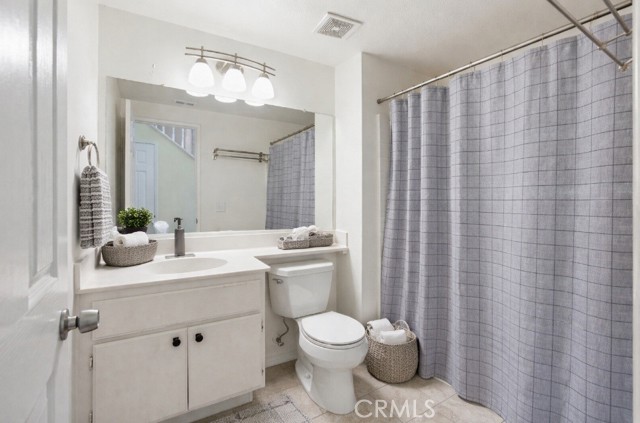 Detail Gallery Image 14 of 31 For 25970 Jumano, Moreno Valley,  CA 92551 - 4 Beds | 3 Baths