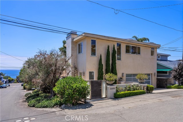 Detail Gallery Image 1 of 40 For 31685 3rd Ave, Laguna Beach,  CA 92651 - 2 Beds | 2 Baths