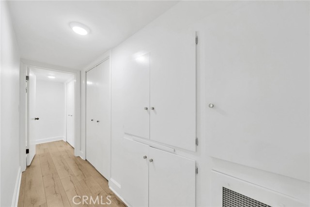 Detail Gallery Image 29 of 37 For 7259 Hillside Ave #102,  Los Angeles,  CA 90046 - 2 Beds | 2 Baths