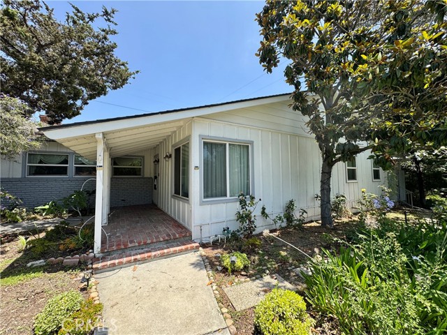 3030 San Juan Drive, Fullerton CA: https://media.crmls.org/medias/0e4efa53-68f5-4839-9ecd-989b0e3ff5f0.jpg