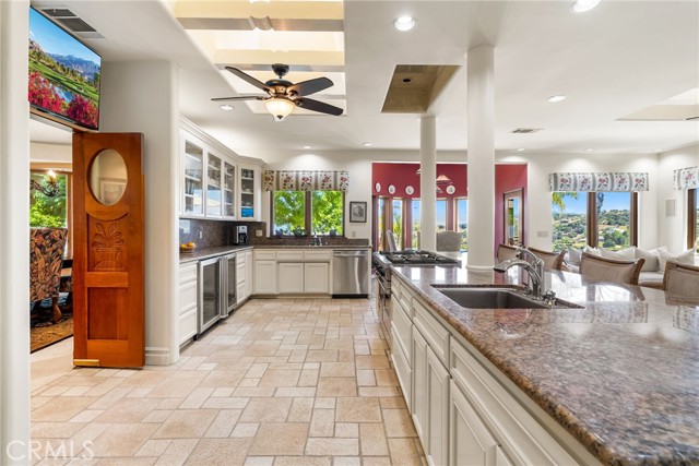 Detail Gallery Image 52 of 75 For 38280 via Majorca, Murrieta,  CA 92562 - 7 Beds | 7/2 Baths